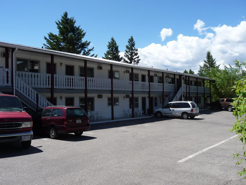 Mountain Springs Motel Radium Hot Springs Eksteriør billede