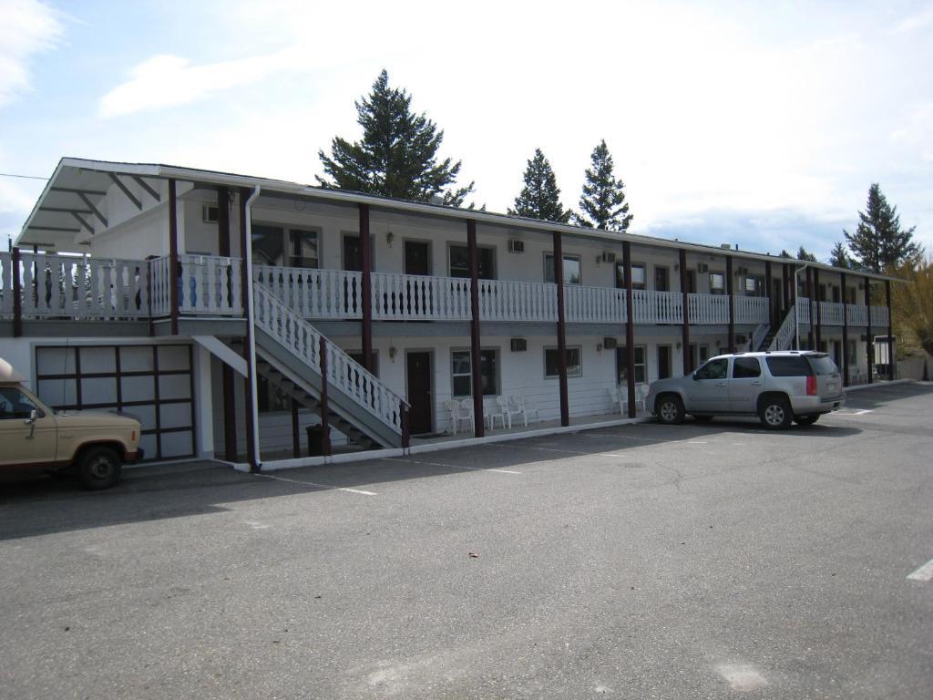 Mountain Springs Motel Radium Hot Springs Eksteriør billede