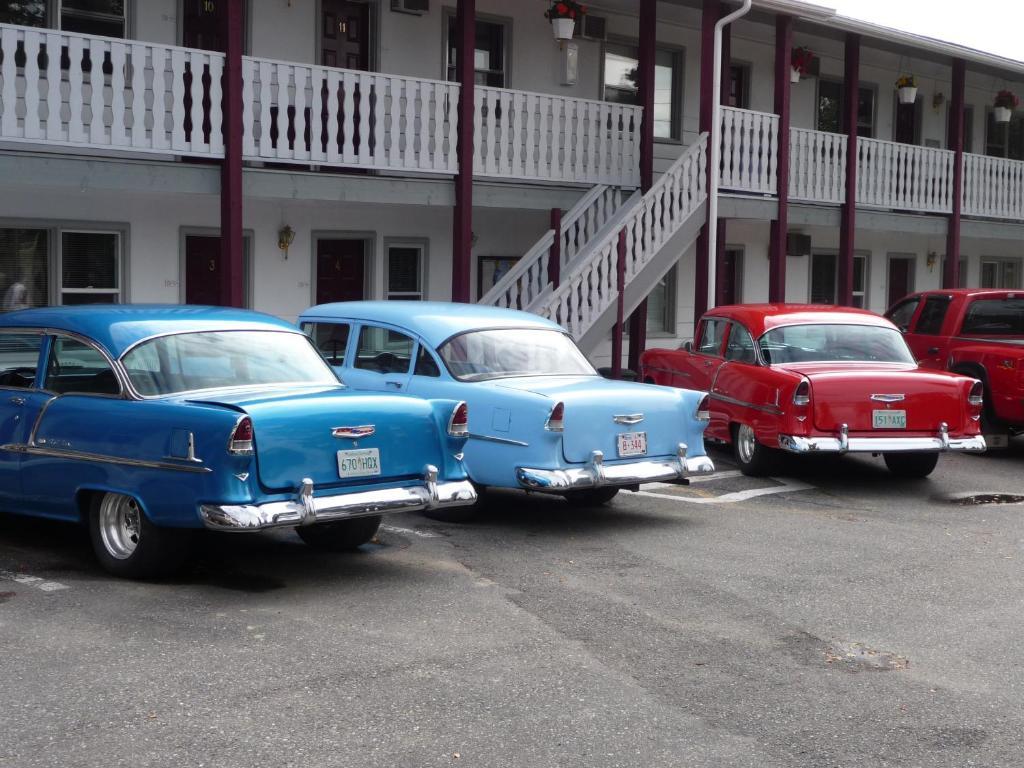 Mountain Springs Motel Radium Hot Springs Eksteriør billede